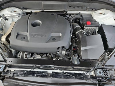 2021 Volvo XC60 T5 AWD Momentum