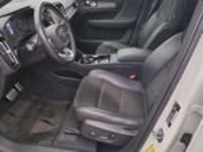 2021 Volvo XC40 T5 AWD R-Design