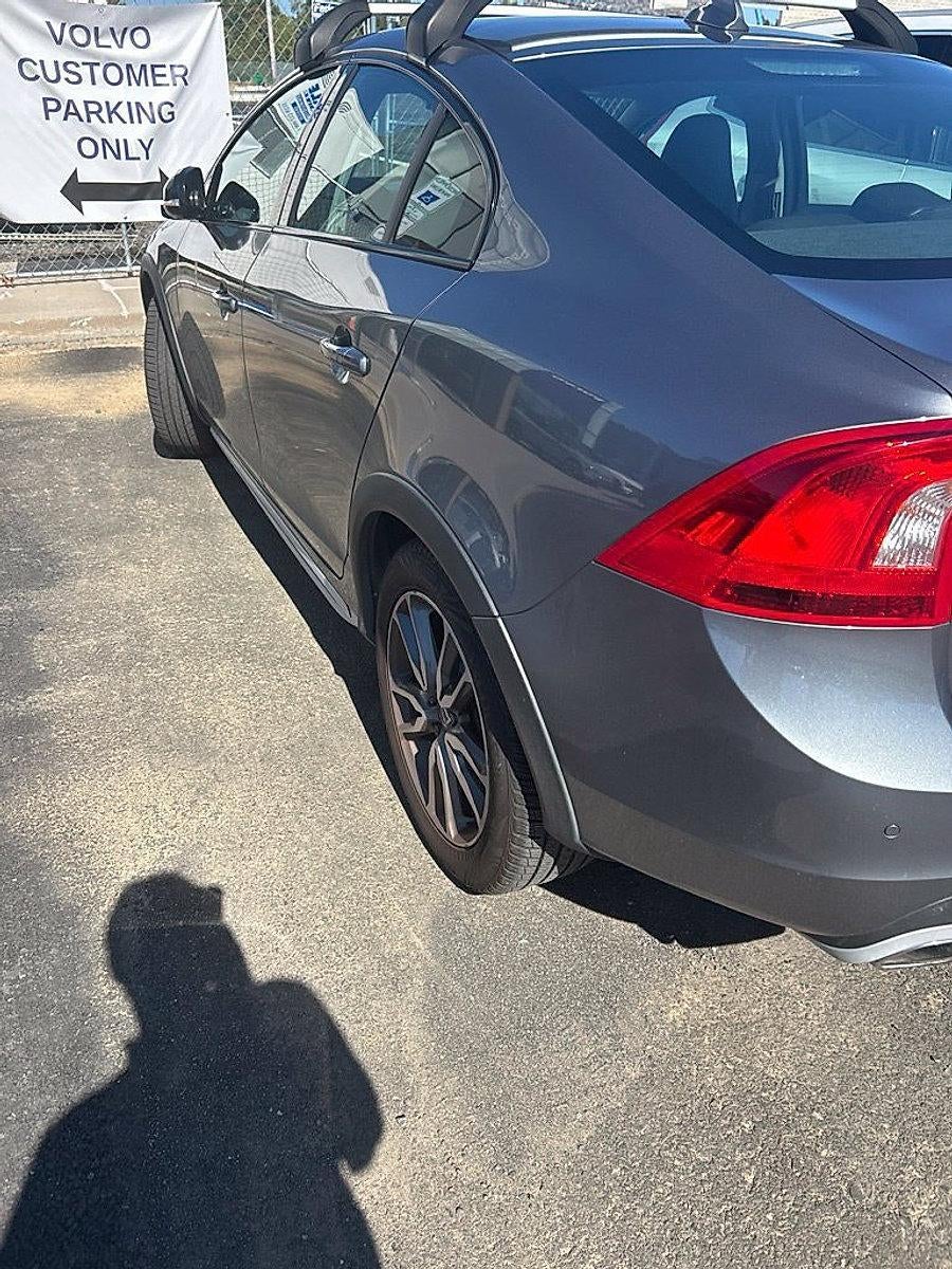 2017 Volvo S60 Cross Country T5 AWD