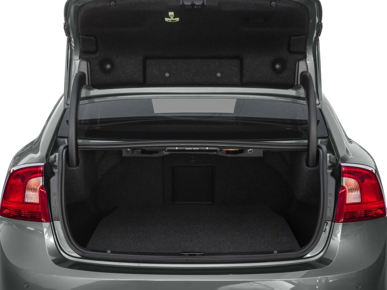 2017 Volvo S60 Cross Country T5 AWD