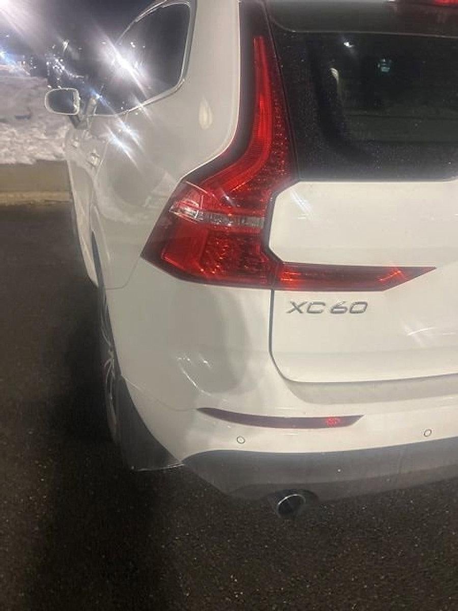 2020 Volvo XC60 T6 AWD Momentum