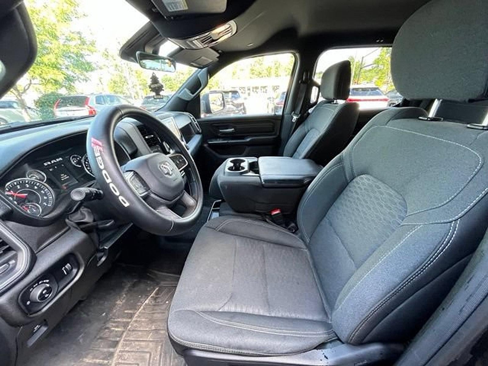 2025 RAM 1500 Tradesman 4x4 Crew Cab 5'7" Box