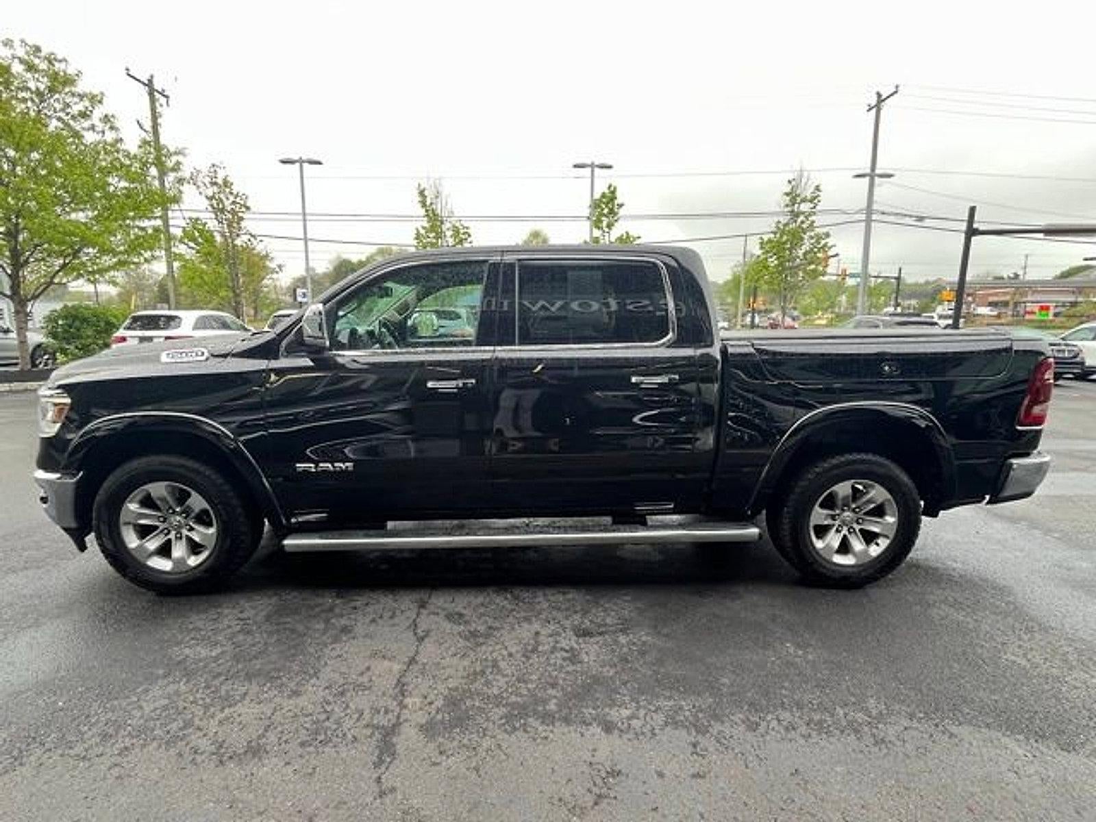2020 RAM 1500 Laramie 4x4 Crew Cab 5'7" Box