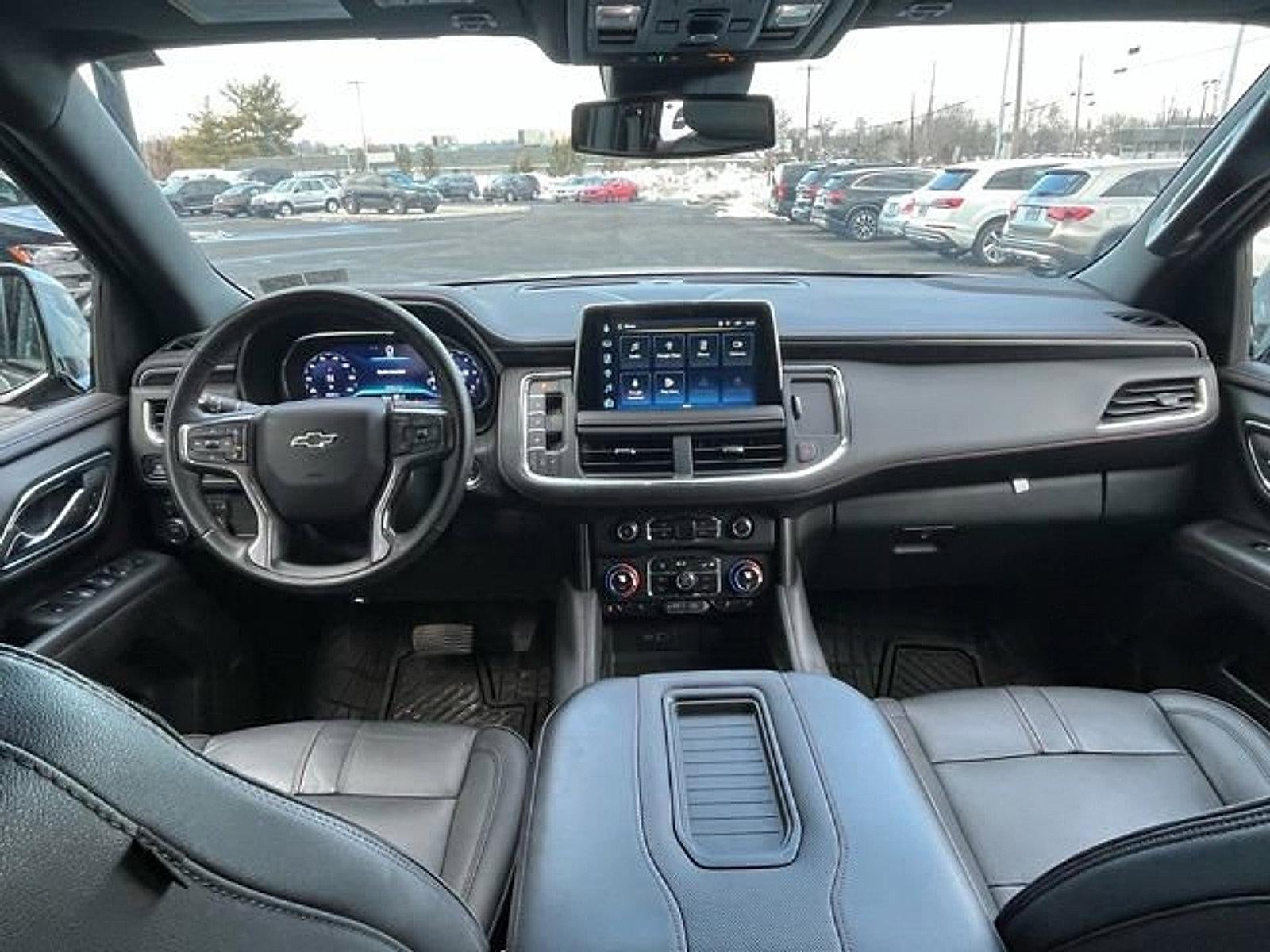 2023 Chevrolet Suburban 4WD RST