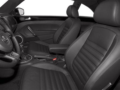 2013 Volkswagen Beetle 2dr Man 2.0T Turbo PZEV *Ltd Avail*