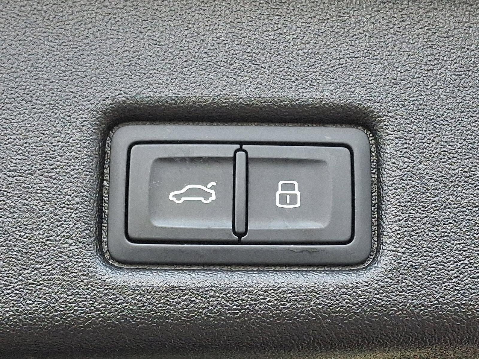 2025 Audi SQ5 Prestige 3.0 TFSI quattro