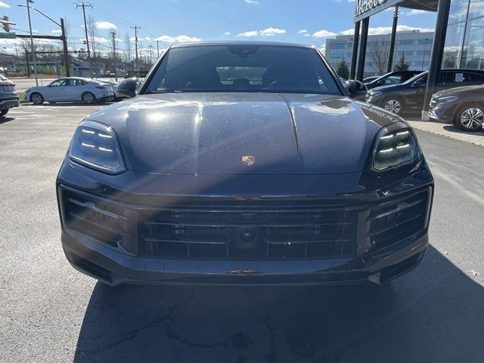 2024 Porsche Cayenne Coupe AWD