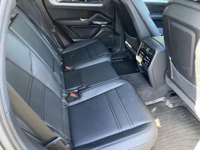 2024 Porsche Cayenne Coupe AWD