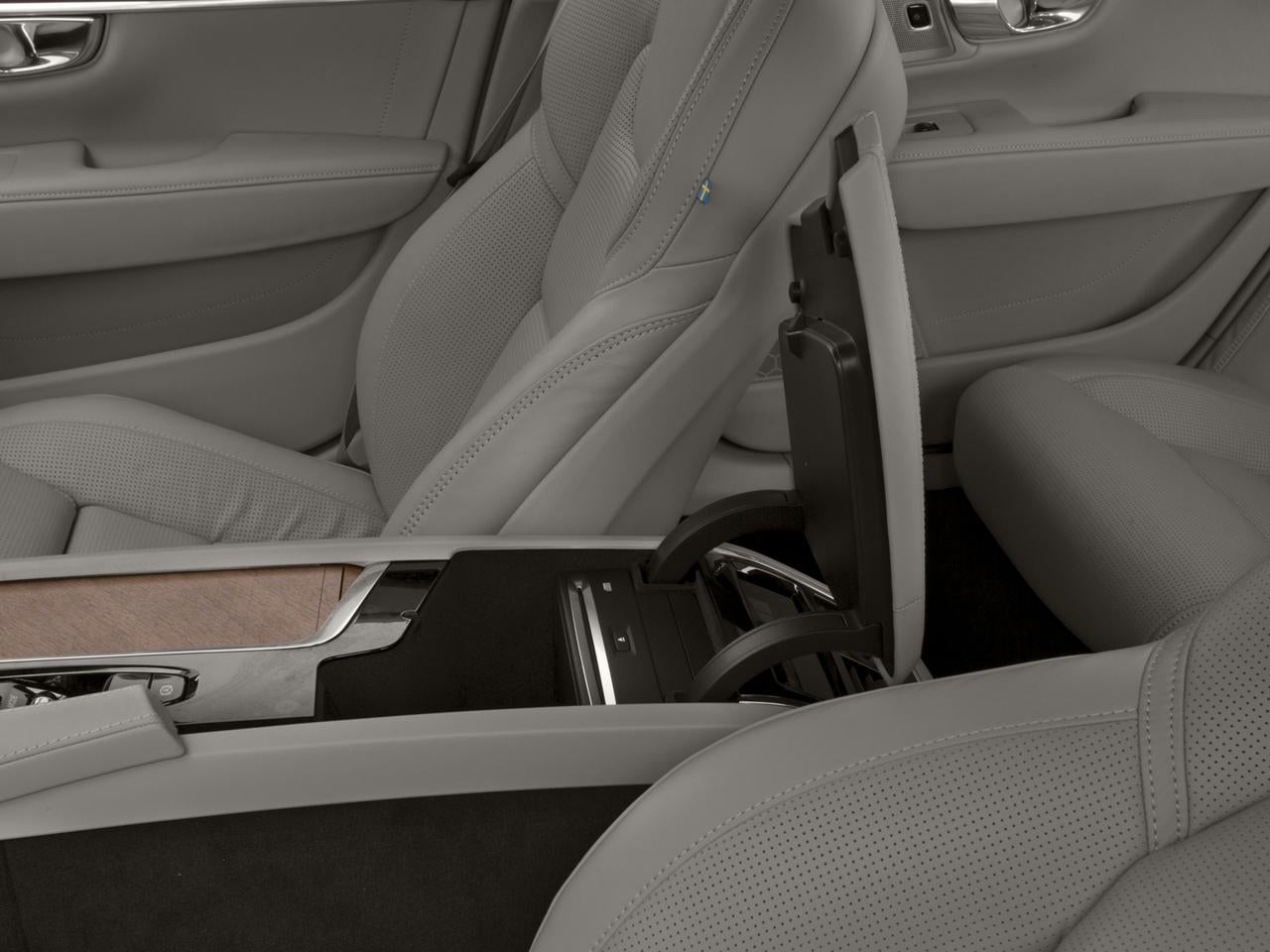 2017 Volvo S90 T6 AWD Inscription