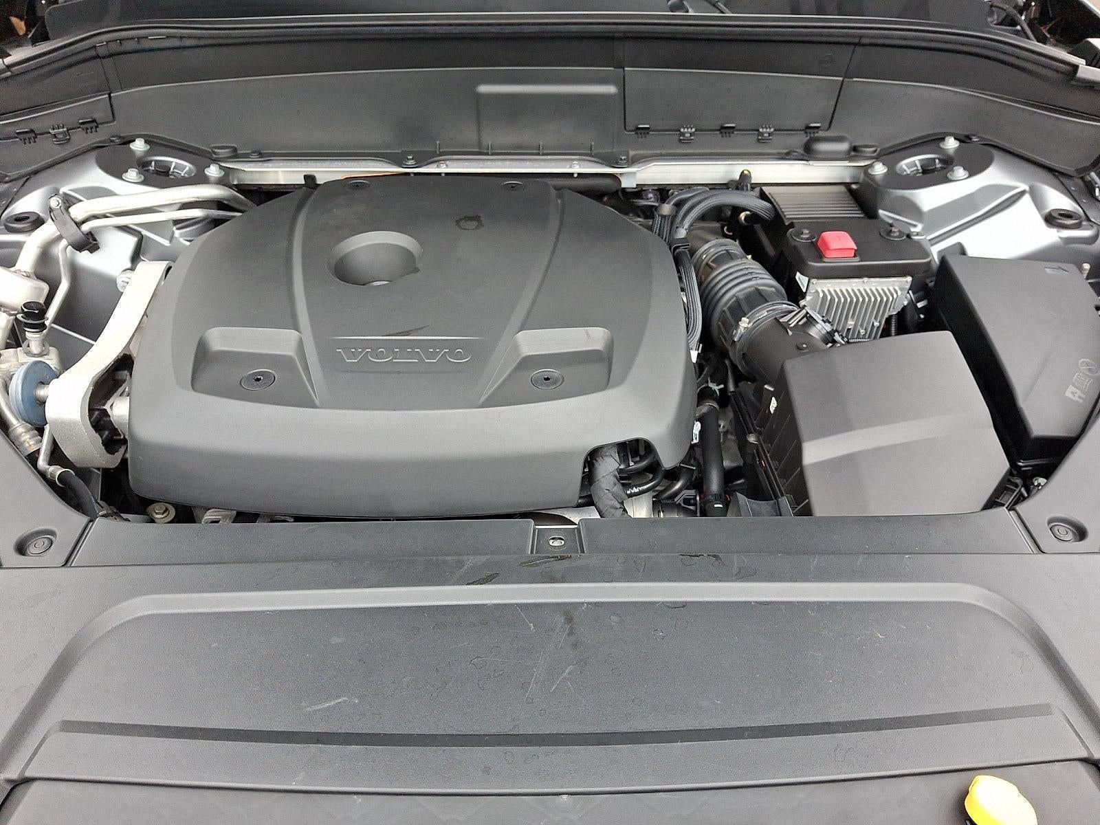 2019 Volvo XC90 T6 AWD Momentum