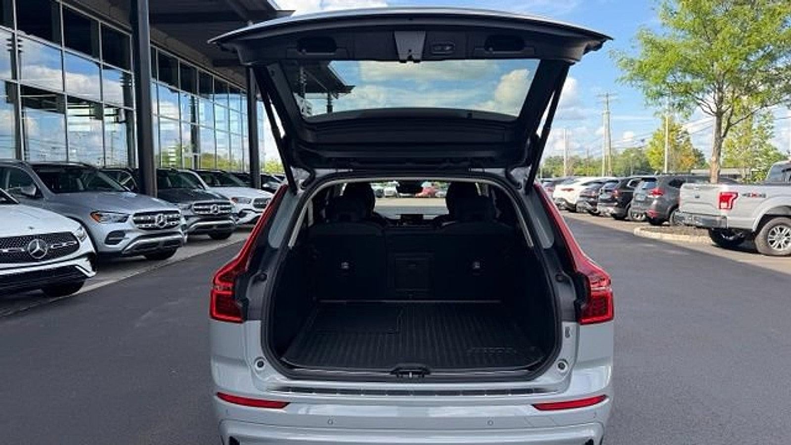 2026 Volvo XC60 B5 AWD Plus