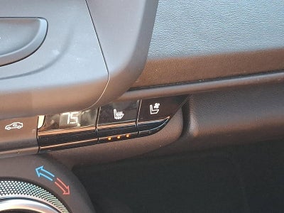 2021 Chevrolet Camaro 2dr Coupe 2LT