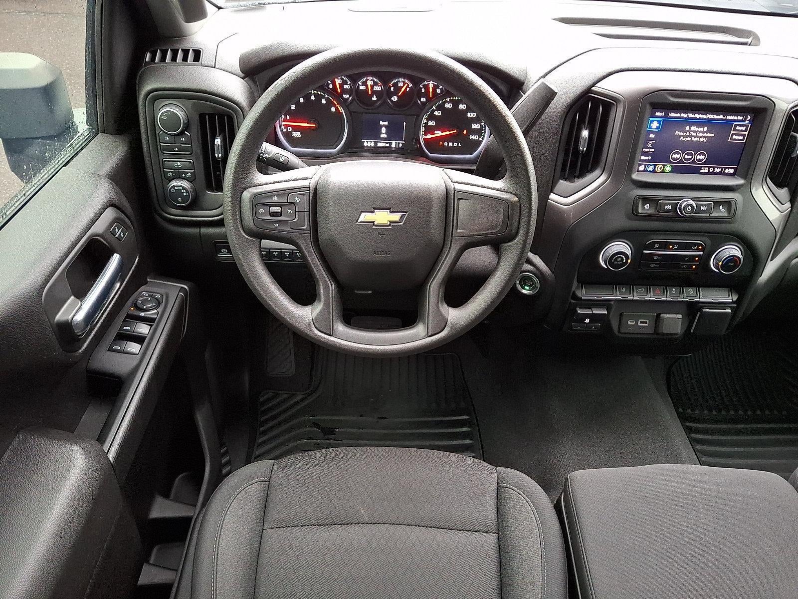 2024 Chevrolet Silverado 2500 HD Crew Cab Standard Box 4-Wheel Drive Custom