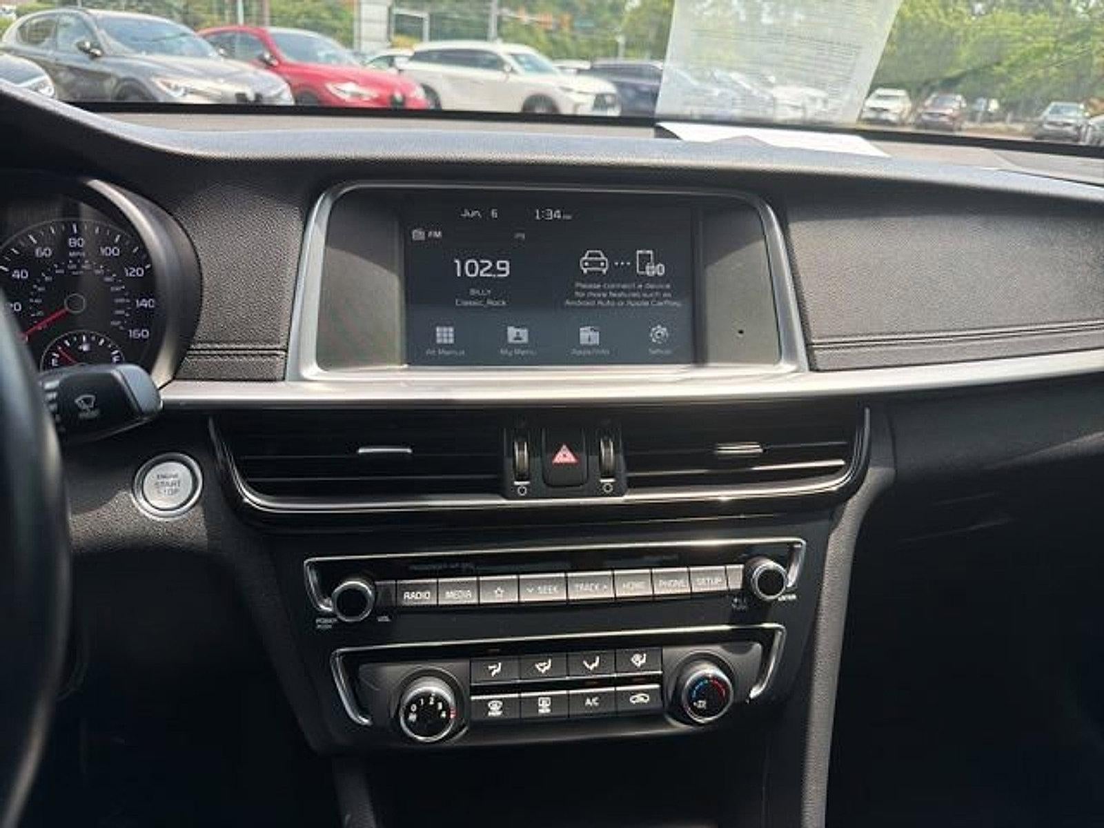 2020 Kia Optima SE Auto