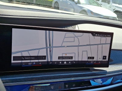 2025 BMW 740i xDrive Sedan