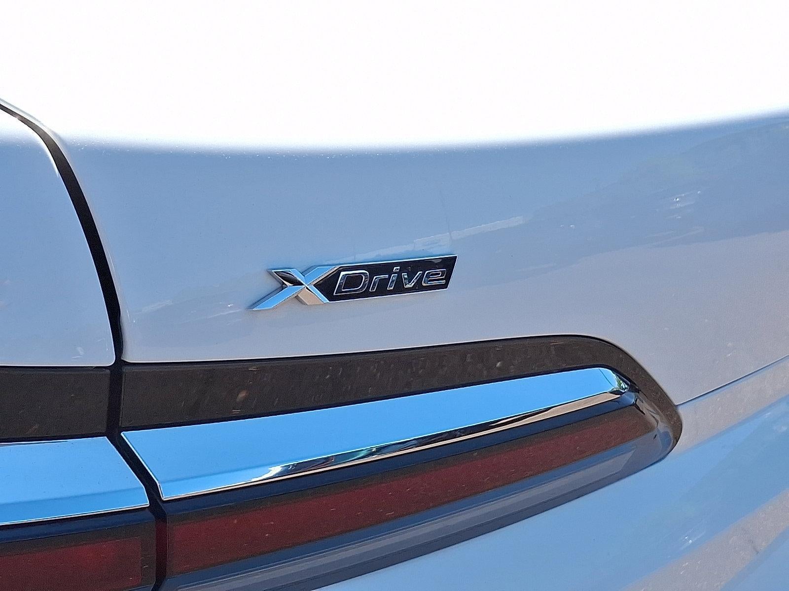 2025 BMW 740i xDrive Sedan