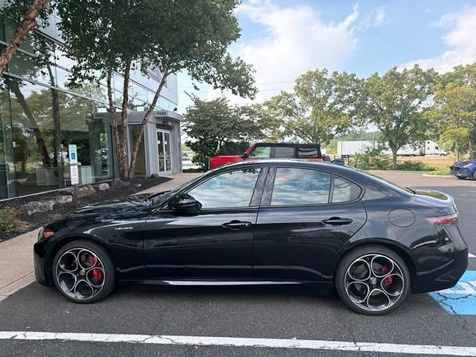 2025 Alfa Romeo Giulia AWD