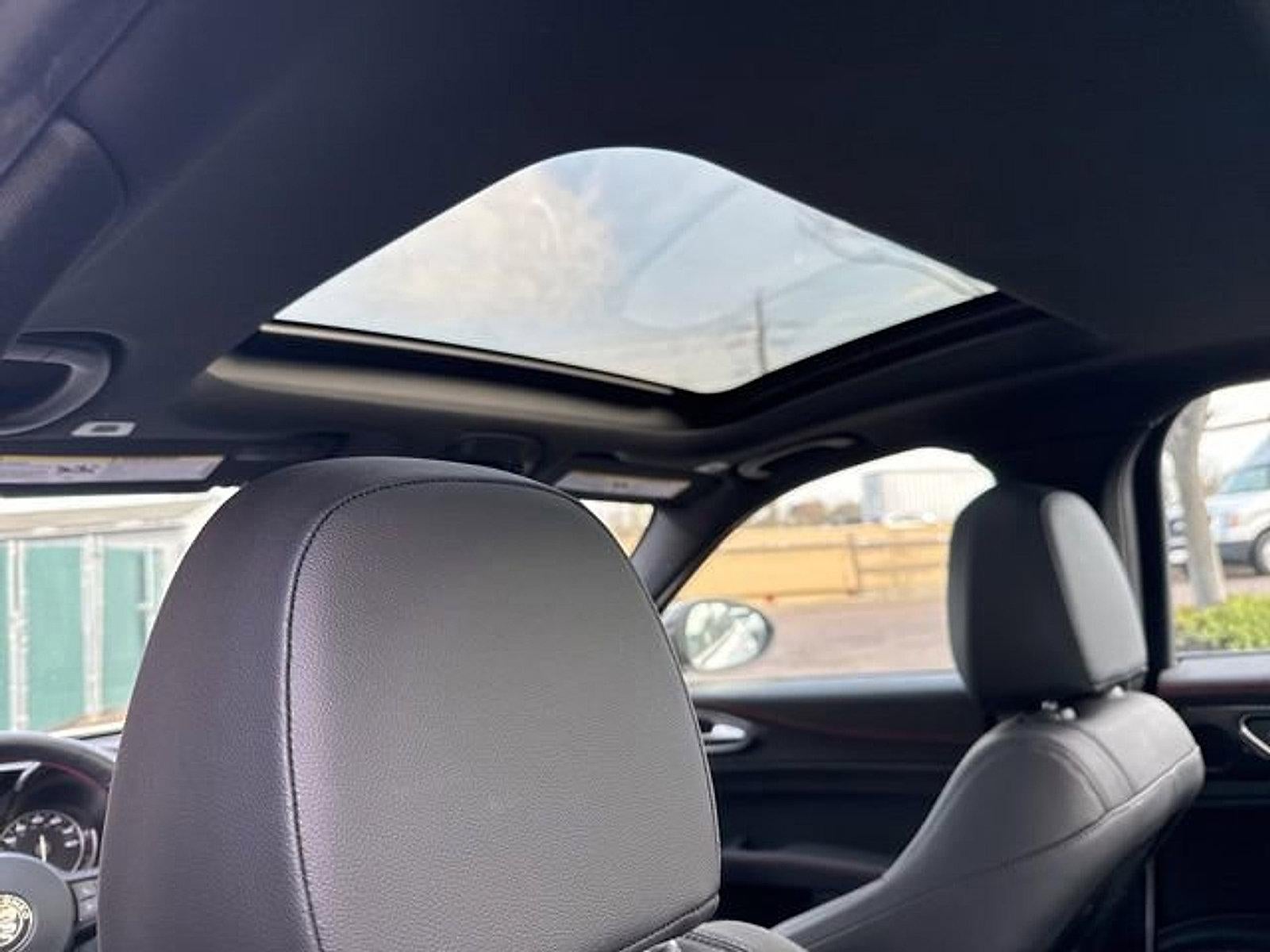 2023 Alfa Romeo Giulia Estrema AWD