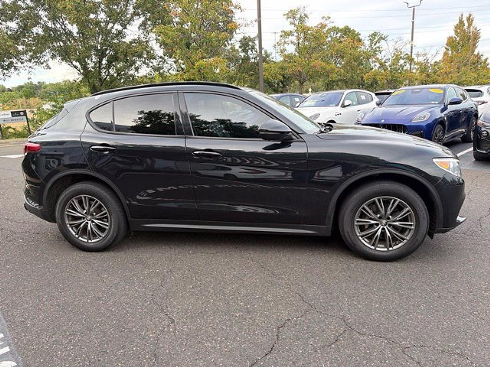 2023 Alfa Romeo Stelvio Sprint AWD