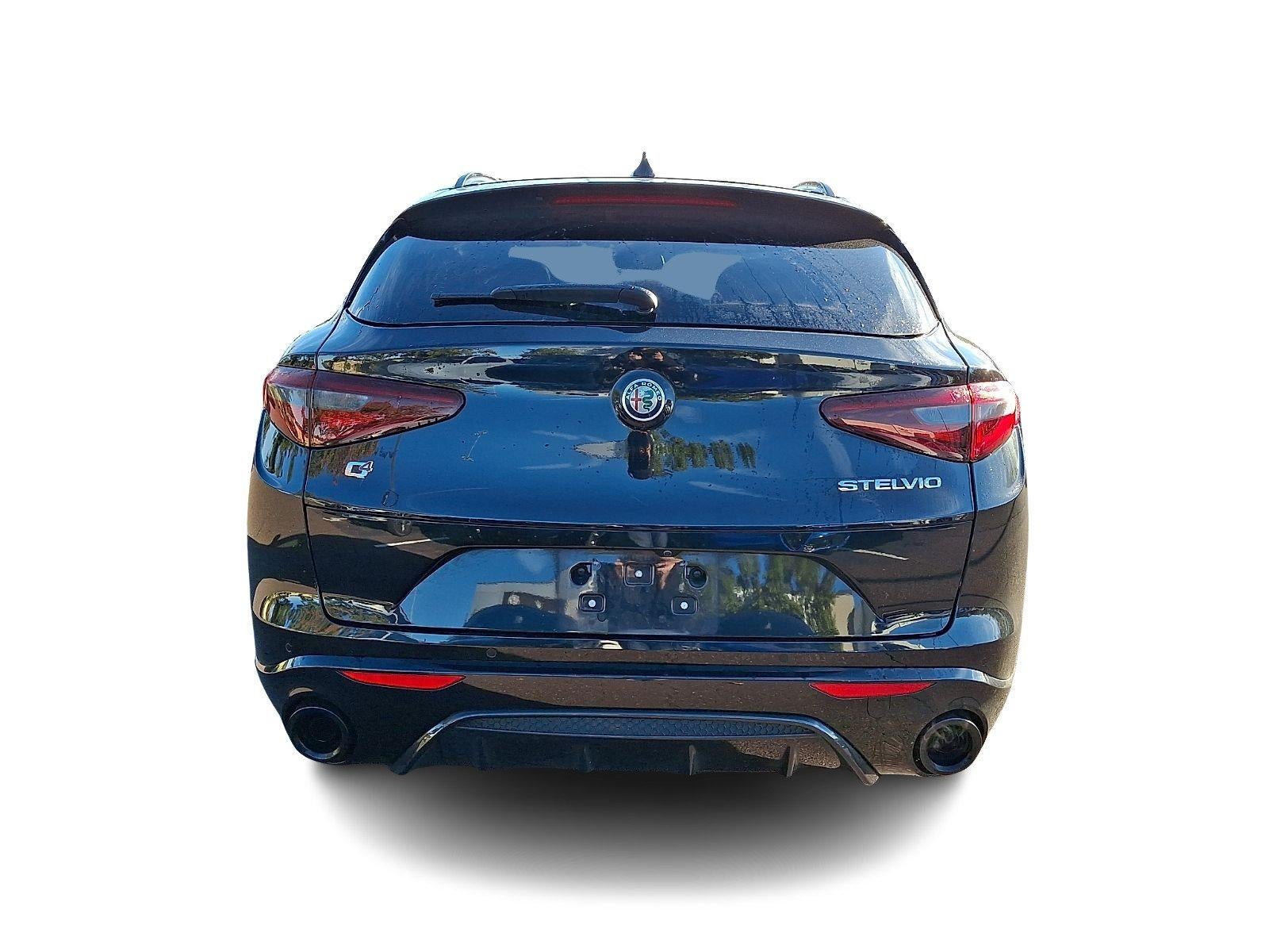 2023 Alfa Romeo Stelvio Veloce AWD