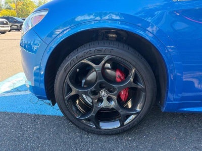 2023 Alfa Romeo Stelvio Veloce AWD