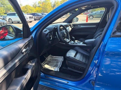 2023 Alfa Romeo Stelvio Veloce AWD