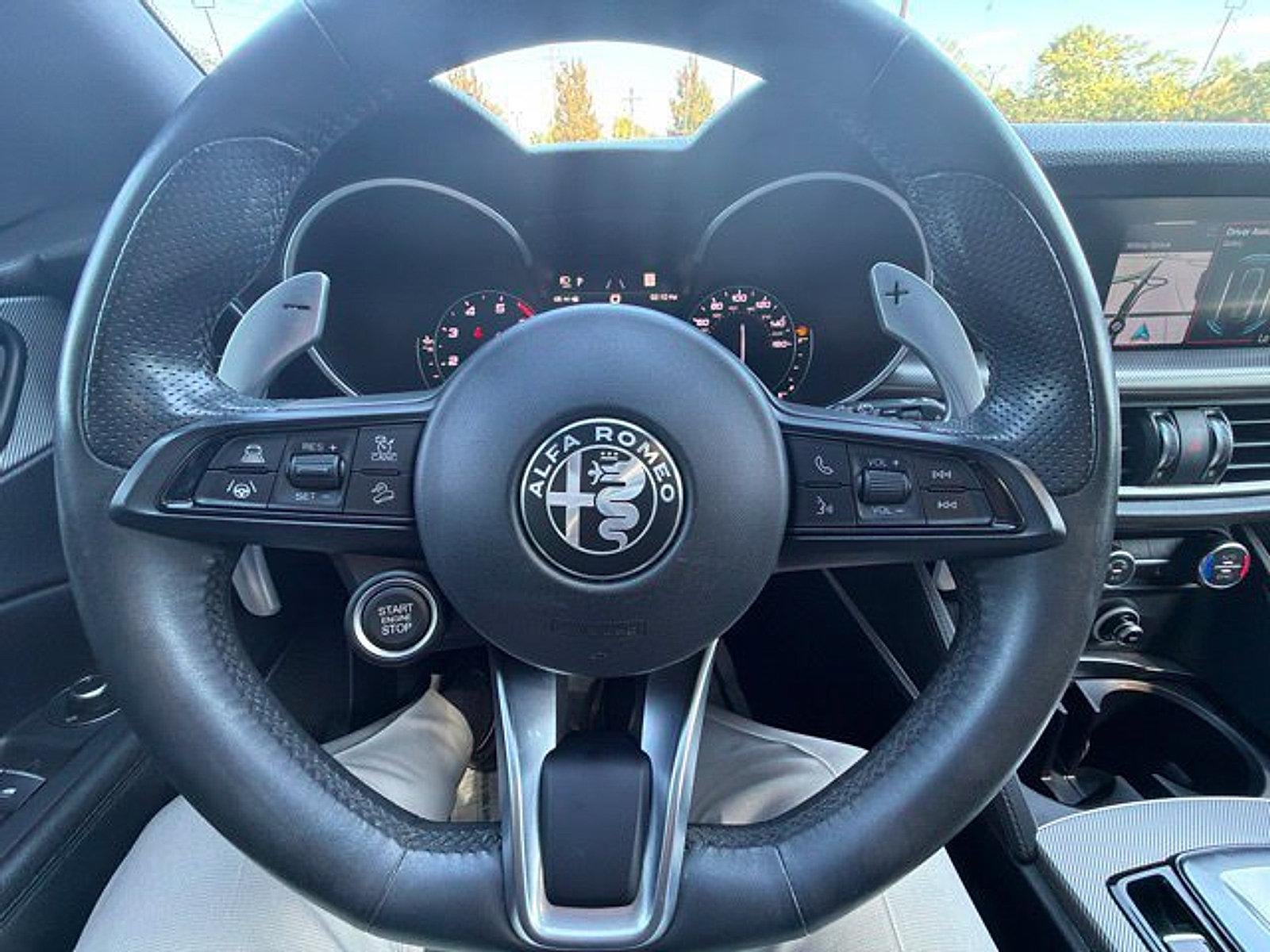 2023 Alfa Romeo Stelvio Veloce AWD