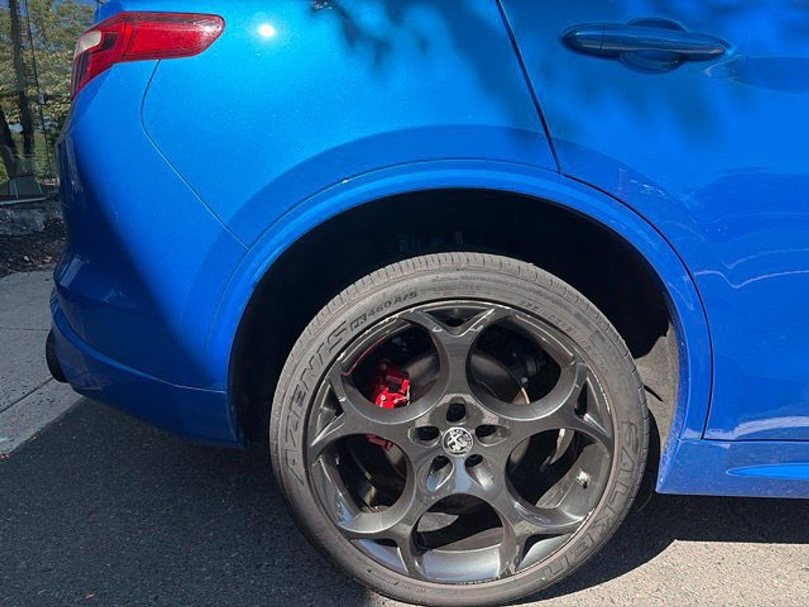 2023 Alfa Romeo Stelvio Veloce AWD