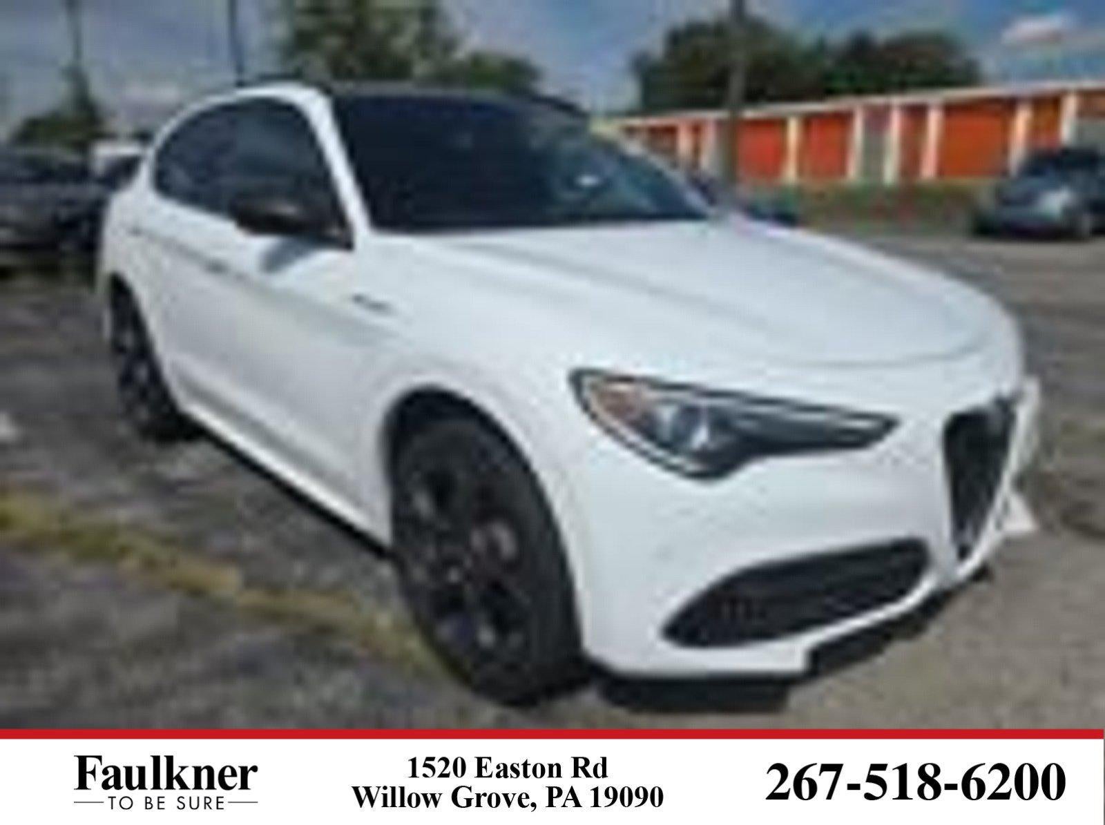 2023 Alfa Romeo Stelvio Estrema AWD