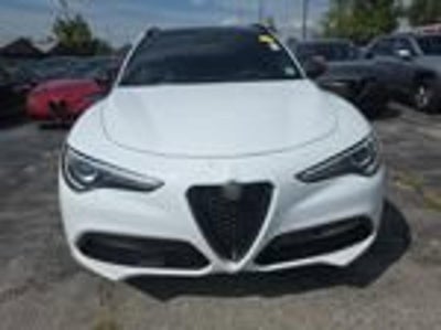 2023 Alfa Romeo Stelvio Estrema AWD