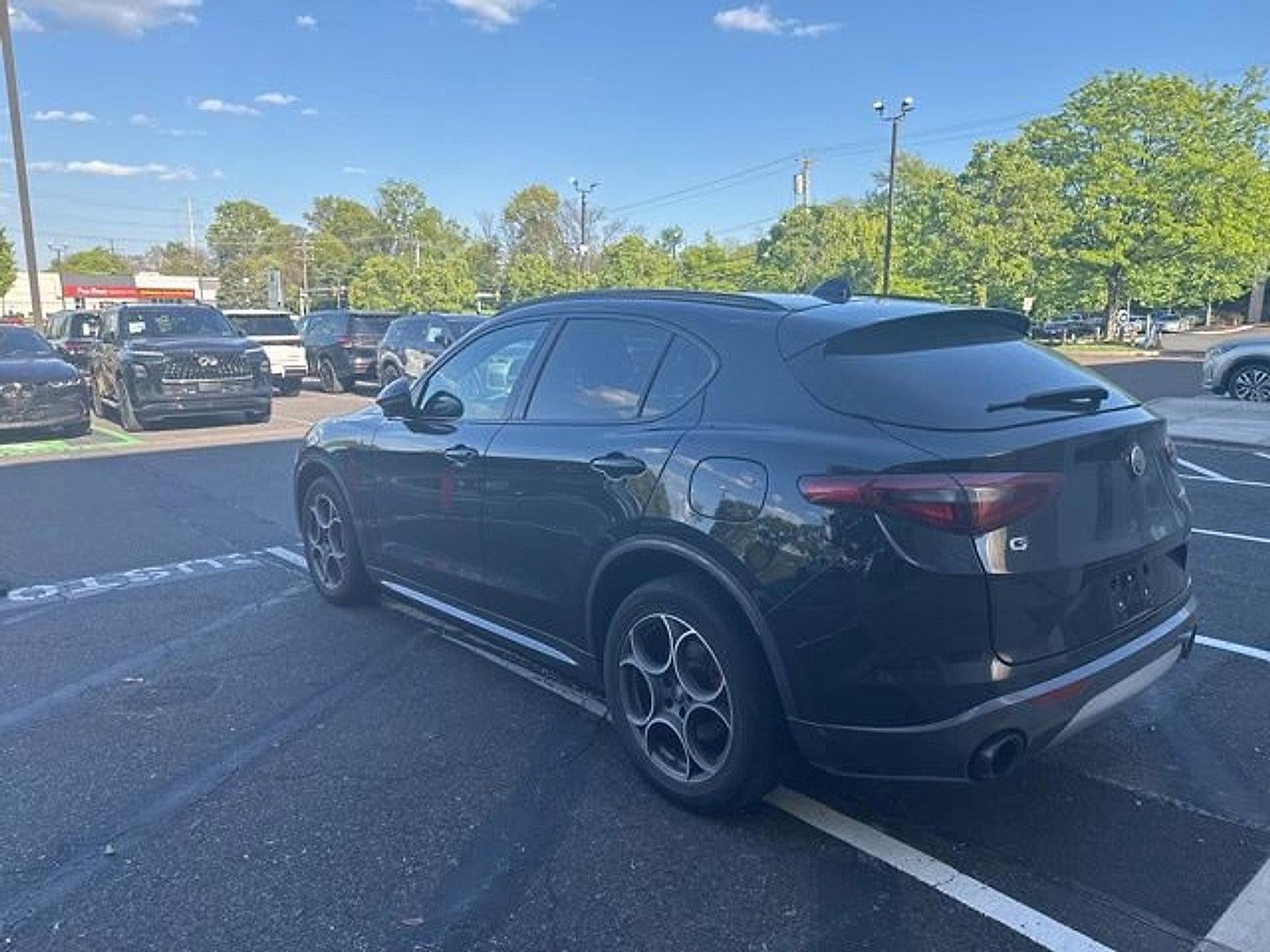 2023 Alfa Romeo Stelvio Ti AWD
