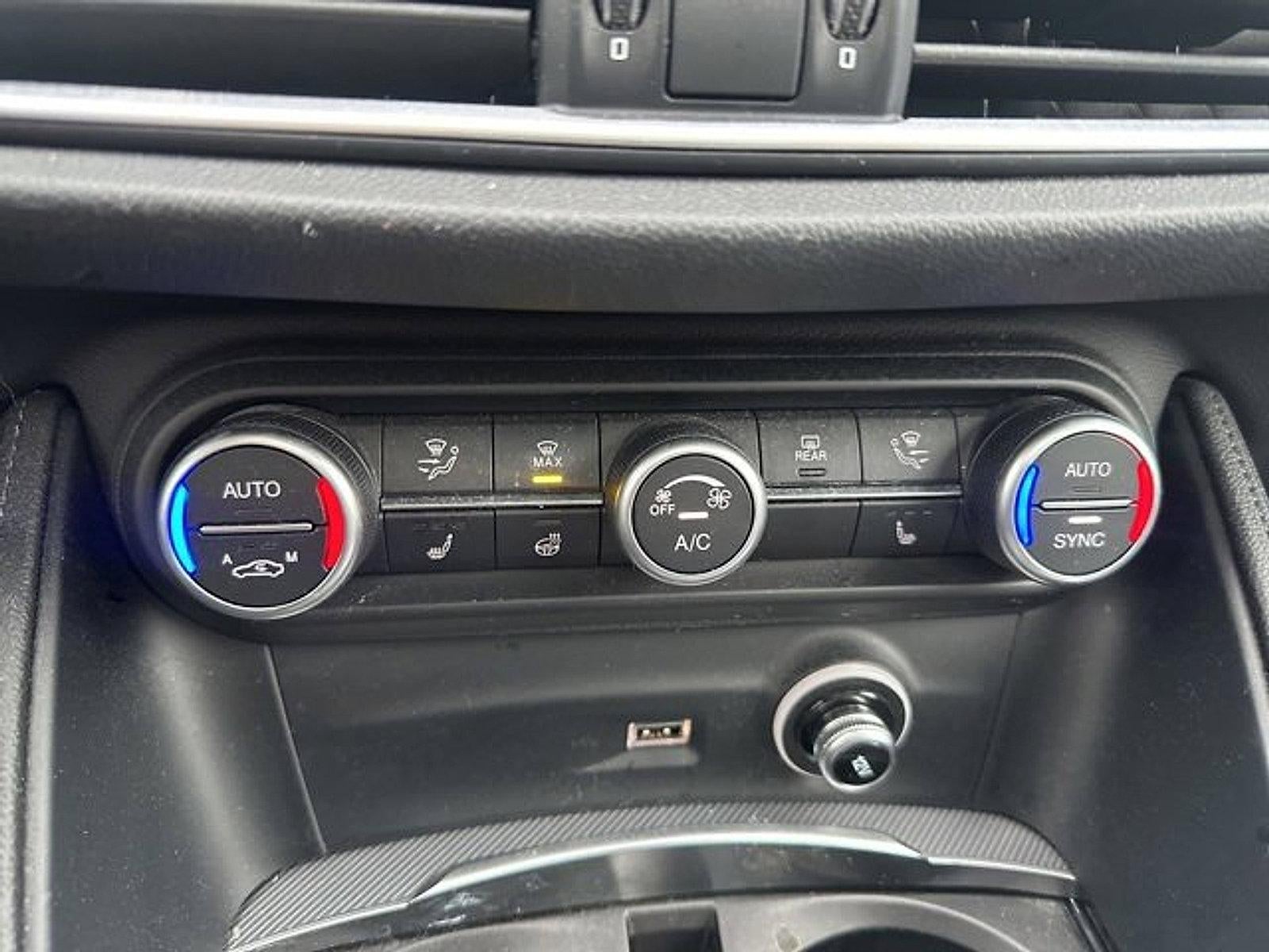 2023 Alfa Romeo Stelvio Veloce AWD