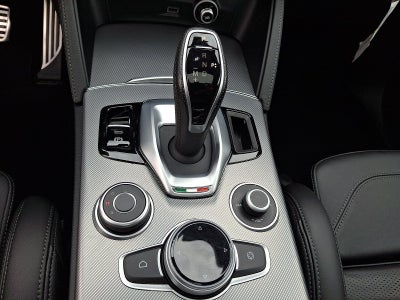 2023 Alfa Romeo Stelvio Veloce AWD