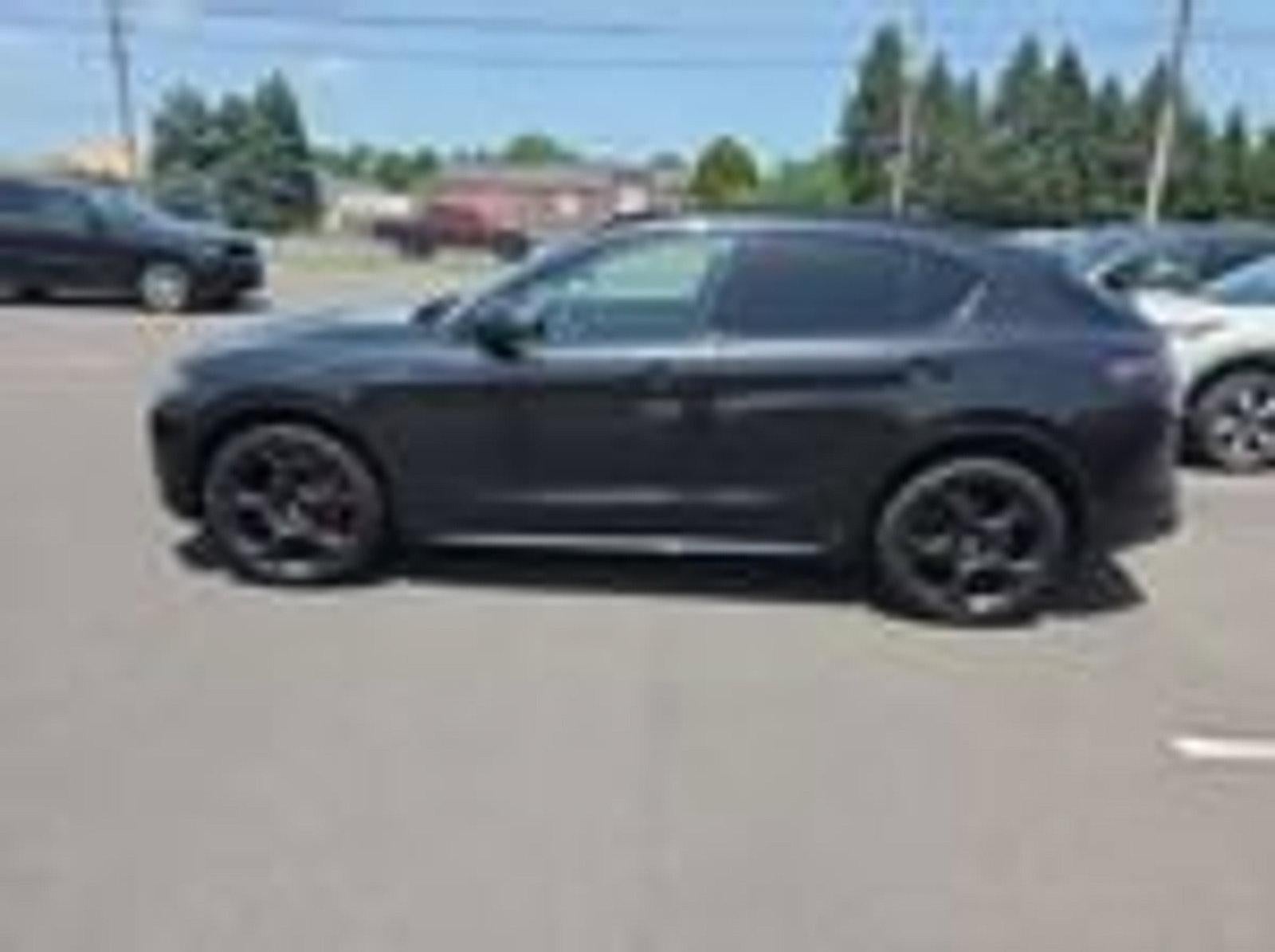 2024 Alfa Romeo Stelvio Veloce AWD