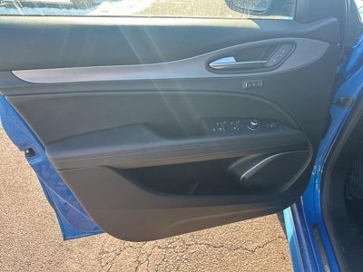 2023 Alfa Romeo Stelvio Veloce AWD