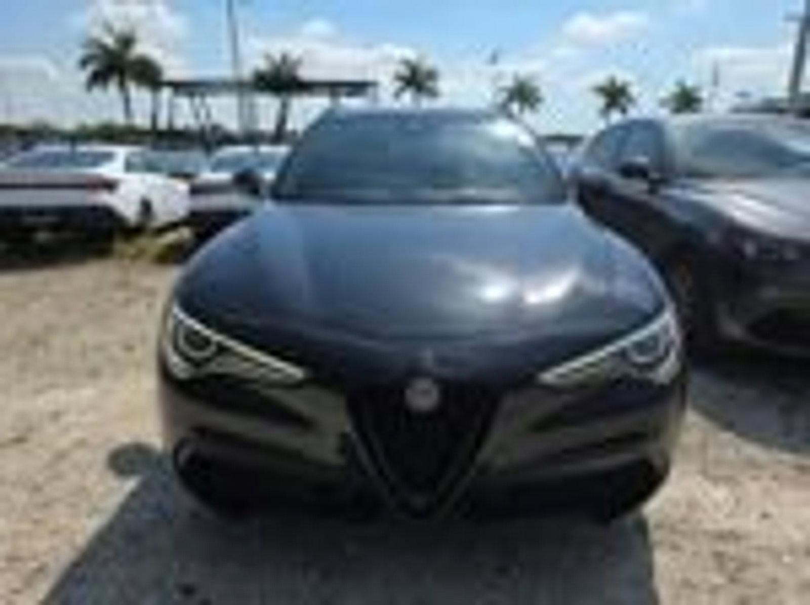 2022 Alfa Romeo Stelvio Veloce AWD