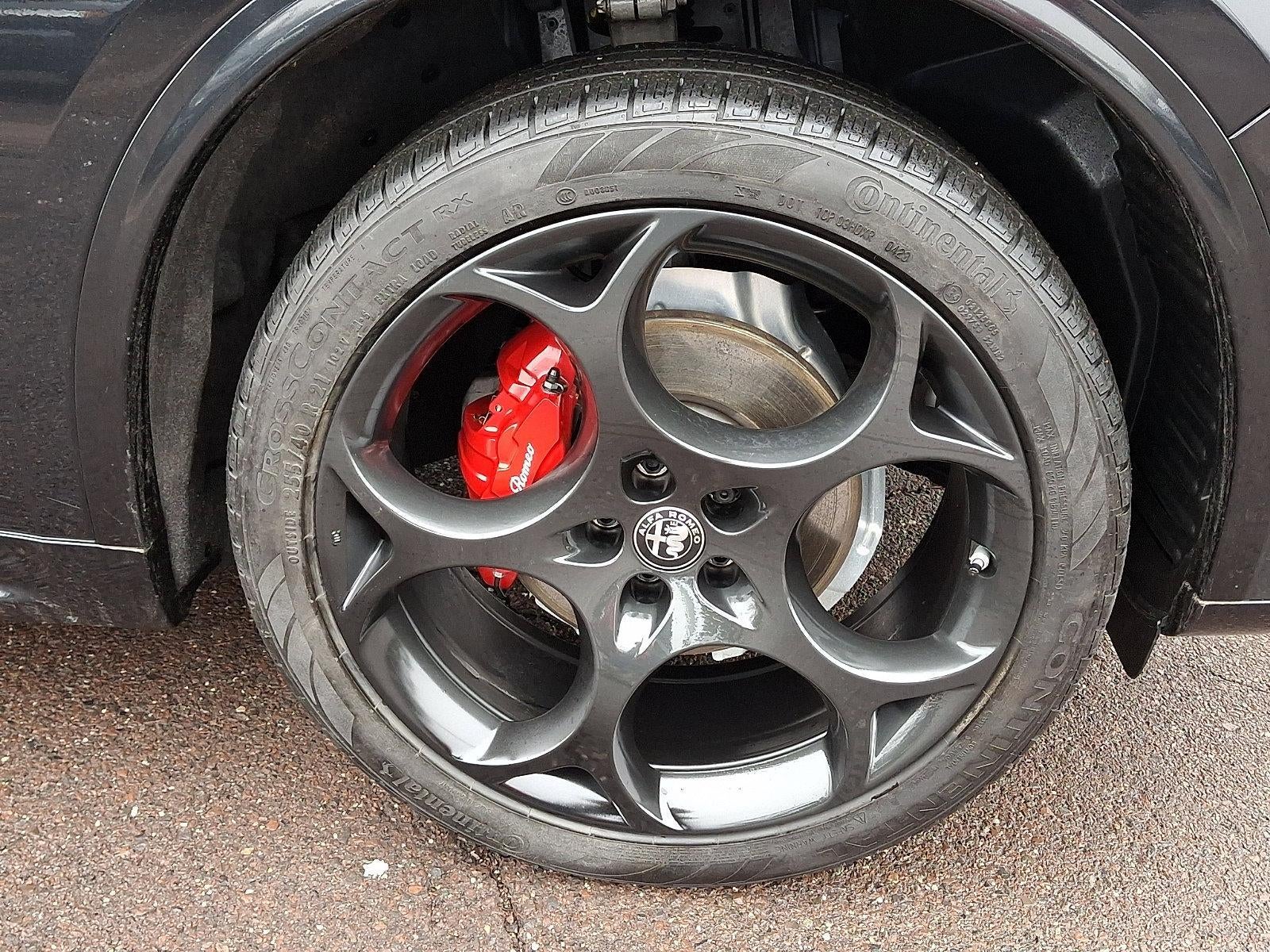 2024 Alfa Romeo Stelvio Veloce AWD