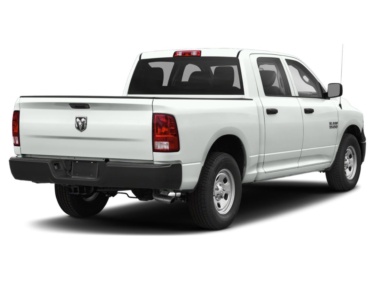2015 RAM 1500 4WD Crew Cab 5.7 Ft Box Express