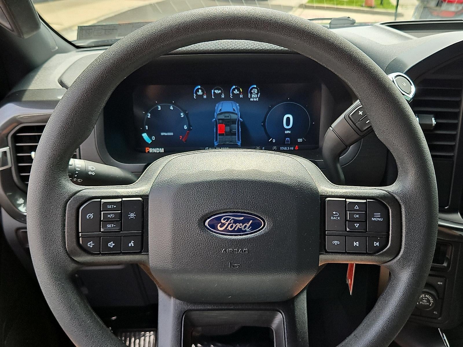2025 Ford F-150 STX 4WD SuperCrew 5.5' Box