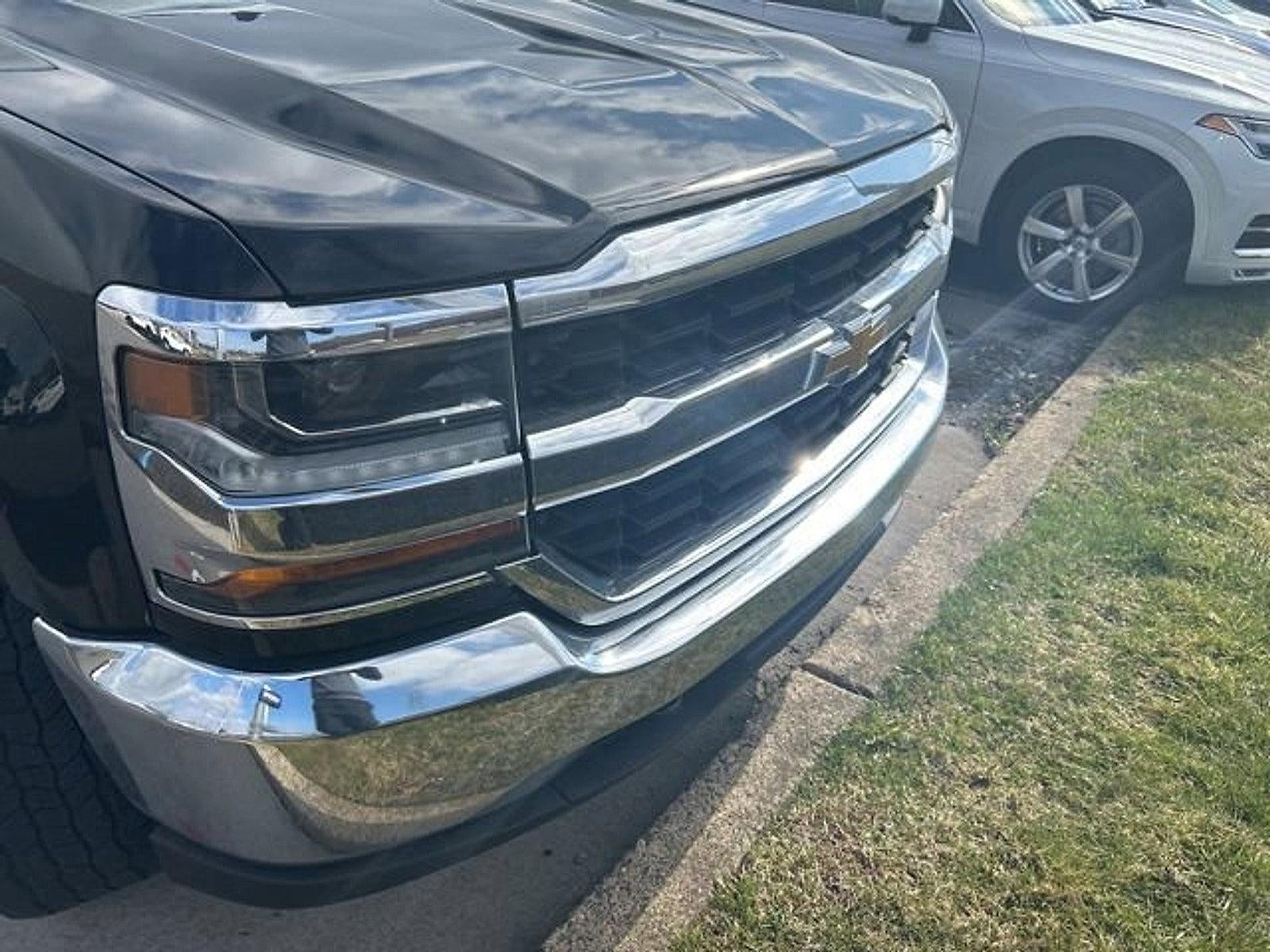 2018 Chevrolet Silverado 1500 Double Cab Standard Box 4-Wheel Drive LT