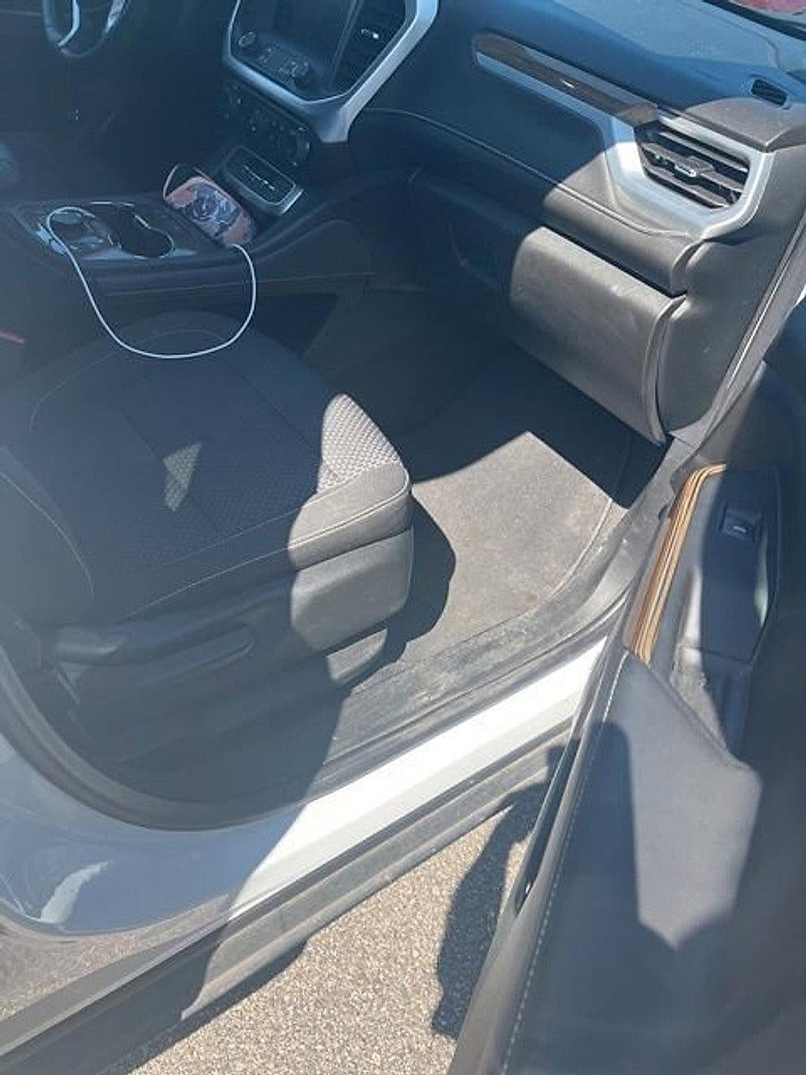 2023 GMC Acadia AWD SLE