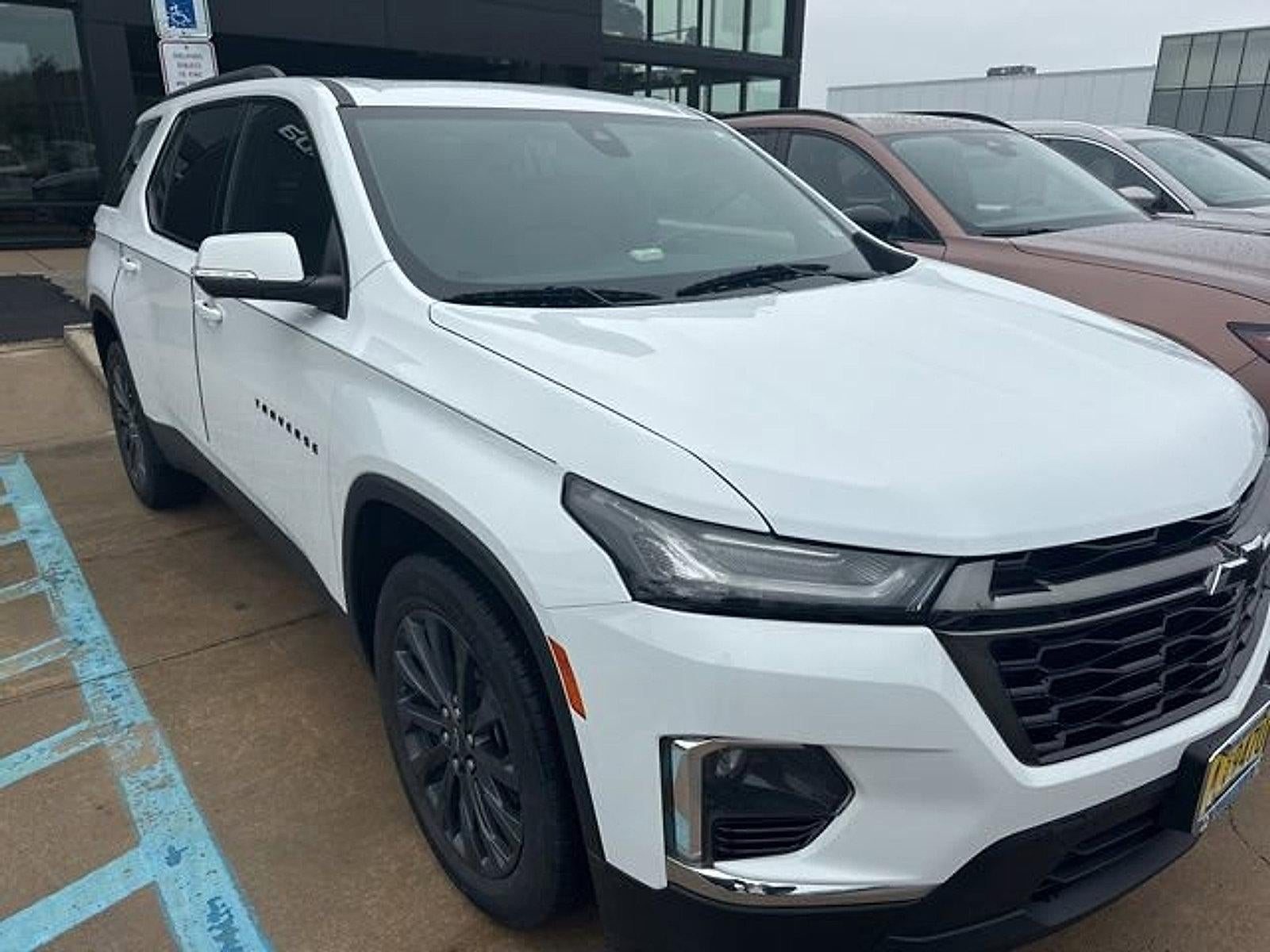 2022 Chevrolet Traverse AWD 2LT