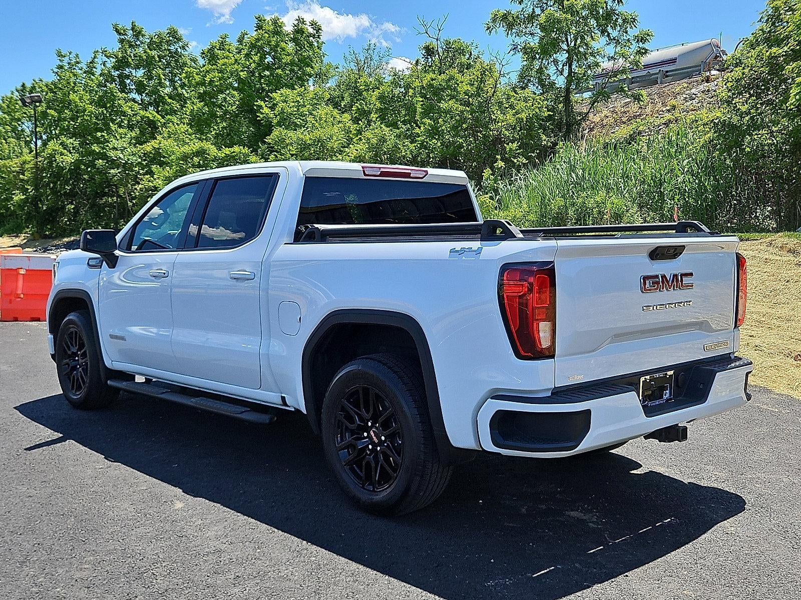 2025 GMC Sierra 1500 Crew Cab Short Box 4-Wheel Drive Elevation 3VL