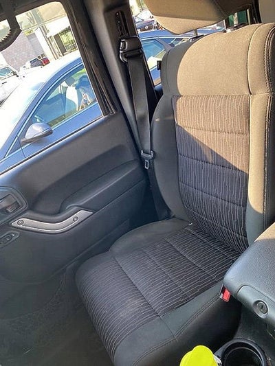 2011 Jeep Wrangler Unlimited 4WD 4dr Sahara