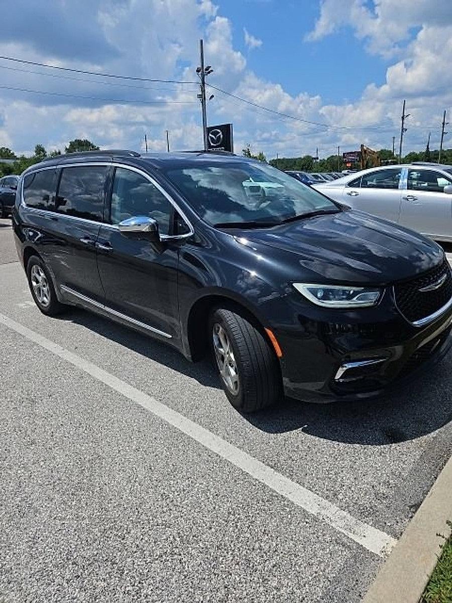 2022 Chrysler Pacifica Limited AWD