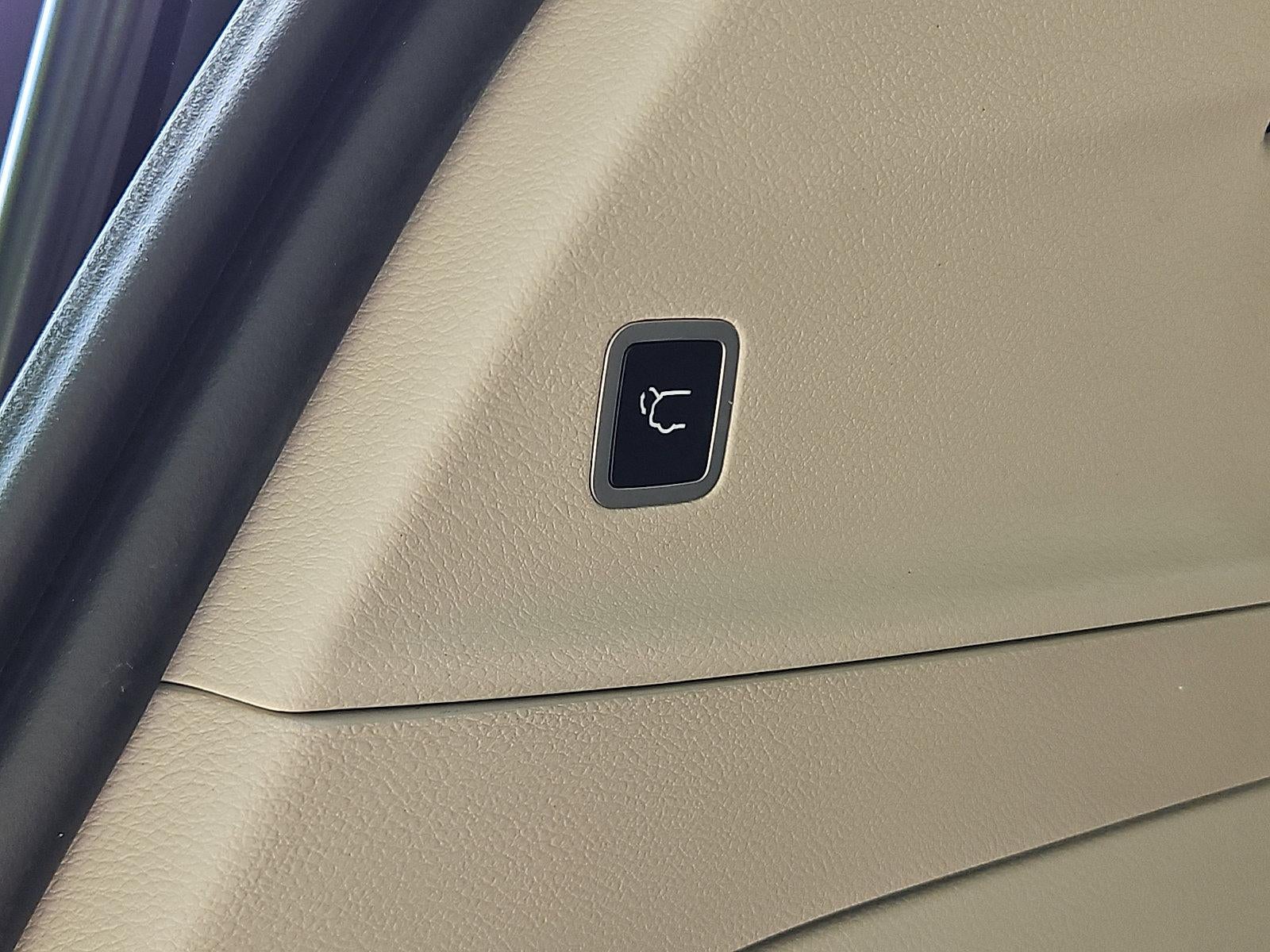 2022 Chrysler Pacifica Limited AWD