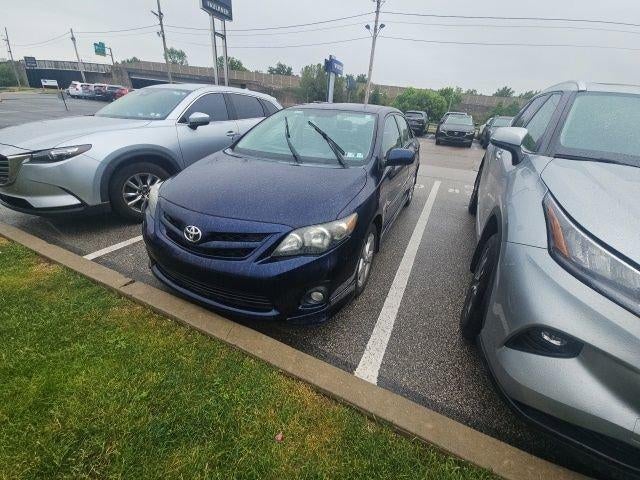 2013 Toyota Corolla 4dr Sdn Auto S (Natl)