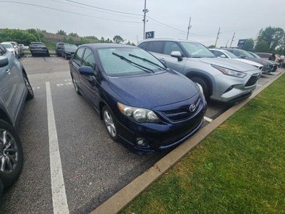 2013 Toyota Corolla 4dr Sdn Auto S (Natl)
