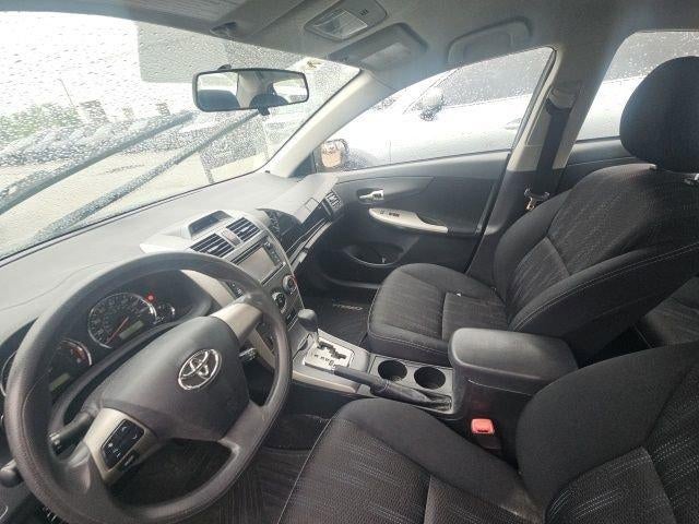 2013 Toyota Corolla 4dr Sdn Auto S (Natl)
