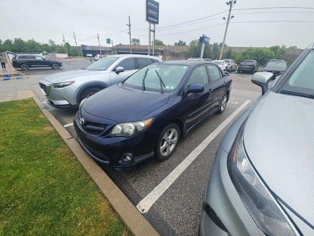2013 Toyota Corolla 4dr Sdn Auto S (Natl)
